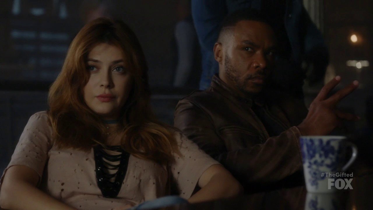 1x04 eXit strategy